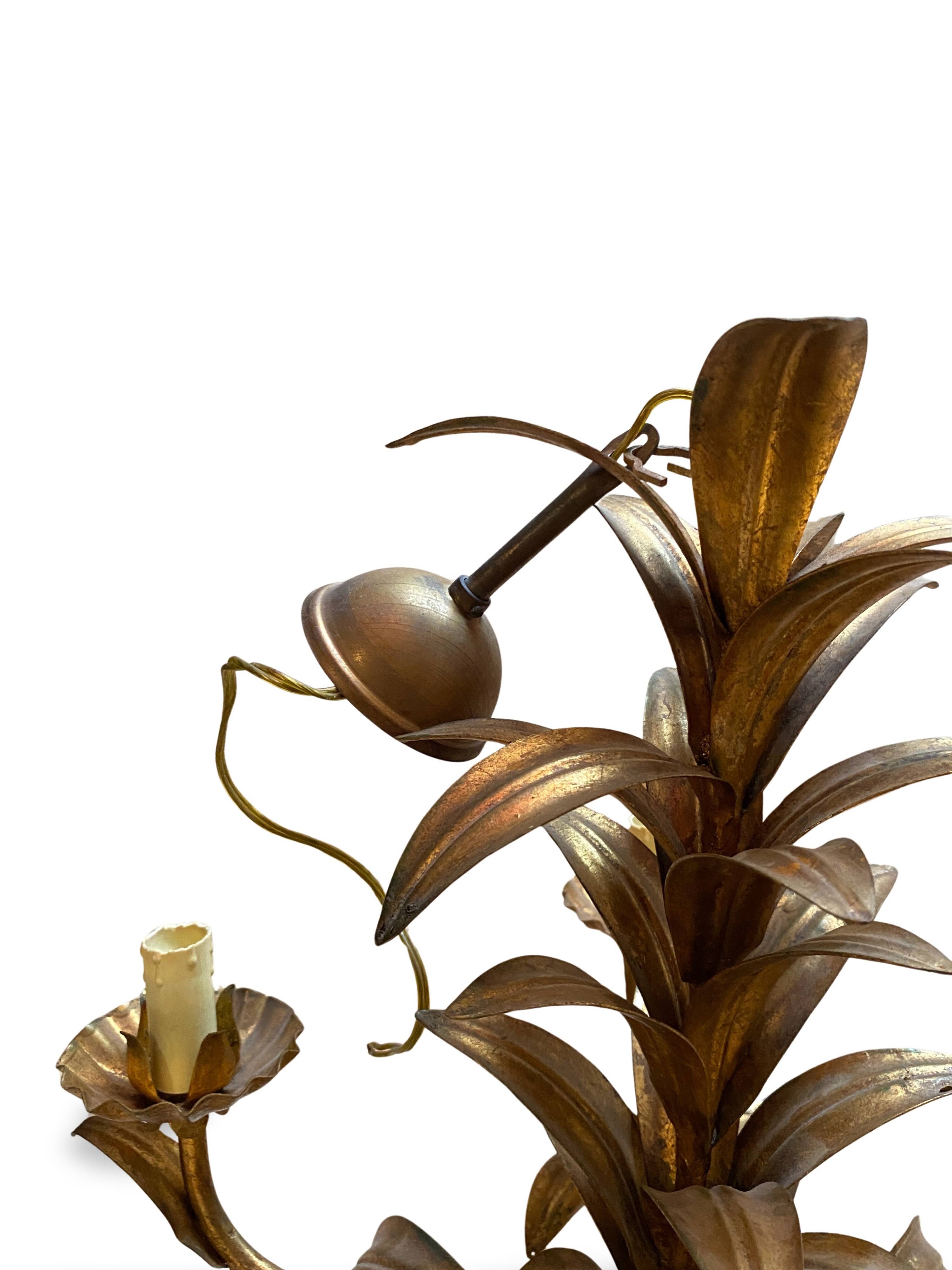 1960s Hollywood Style Gold Metal Chandelier, Fleuri