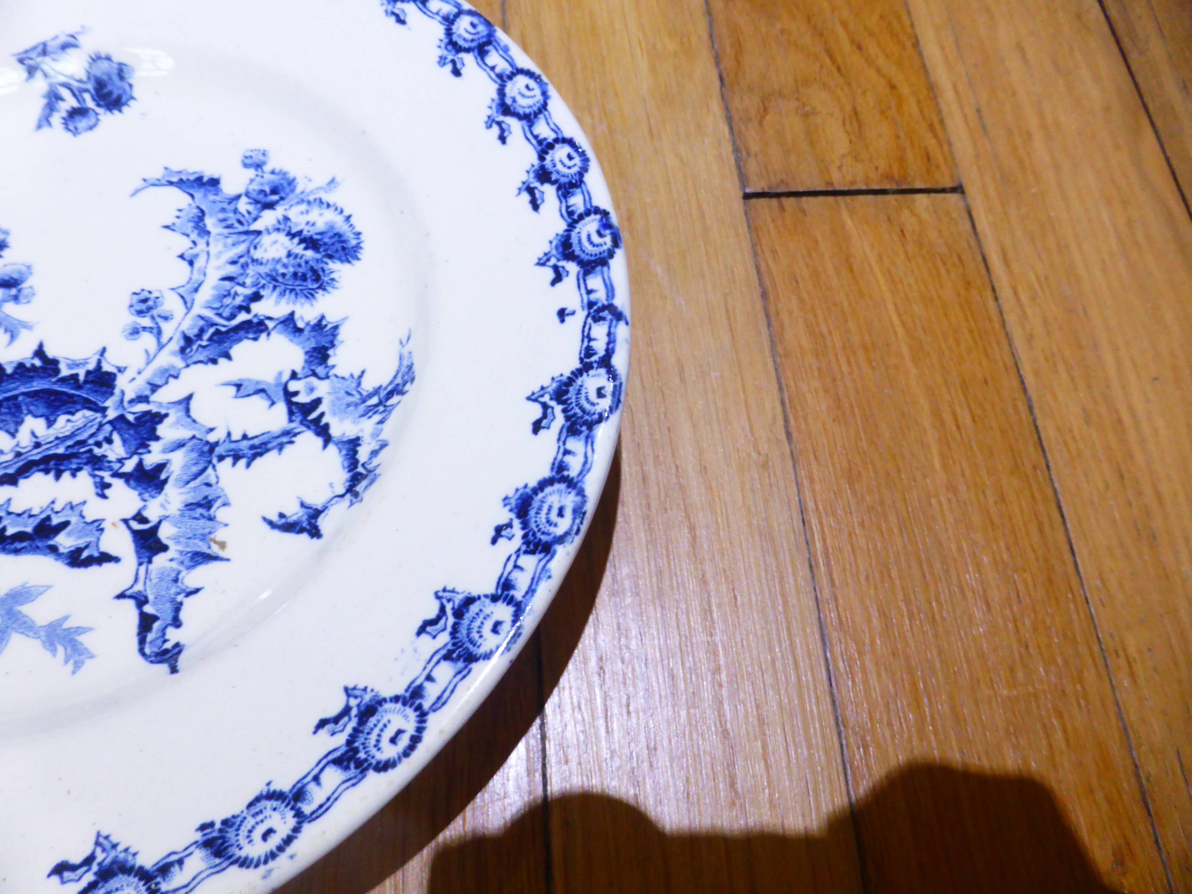 Flat compote dish on pedestal Gien Chardons 260606