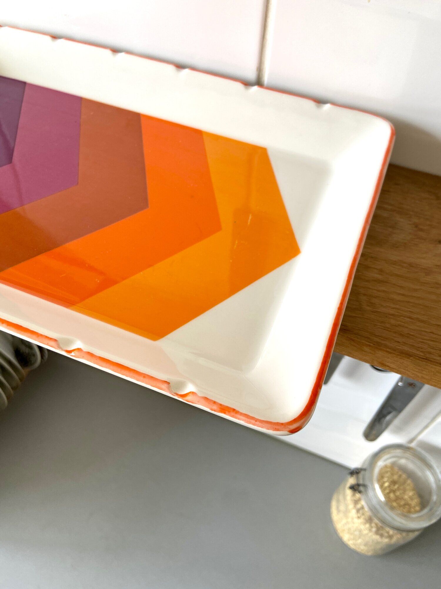 Gien dish in enamelled porcelain - service "Arrows"