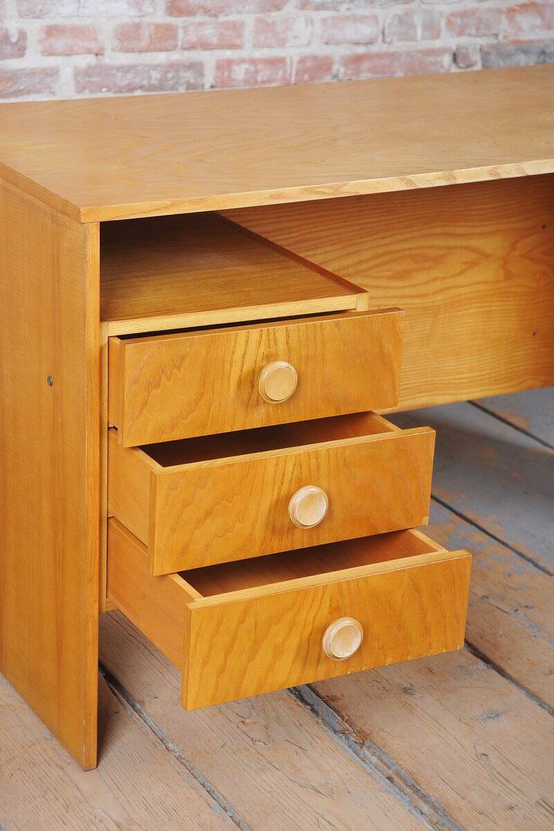 Mid-Century Writing Desk in Oak Veneer, Czech, 1960s