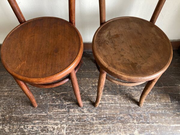 Set de 4 chaises bistrot Fischel en bois courbé chapeau de gendarme 1920