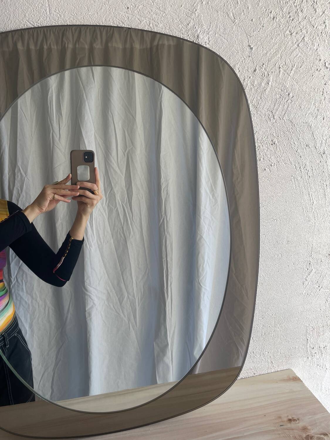 Miroir en verre fumé 70’s space age