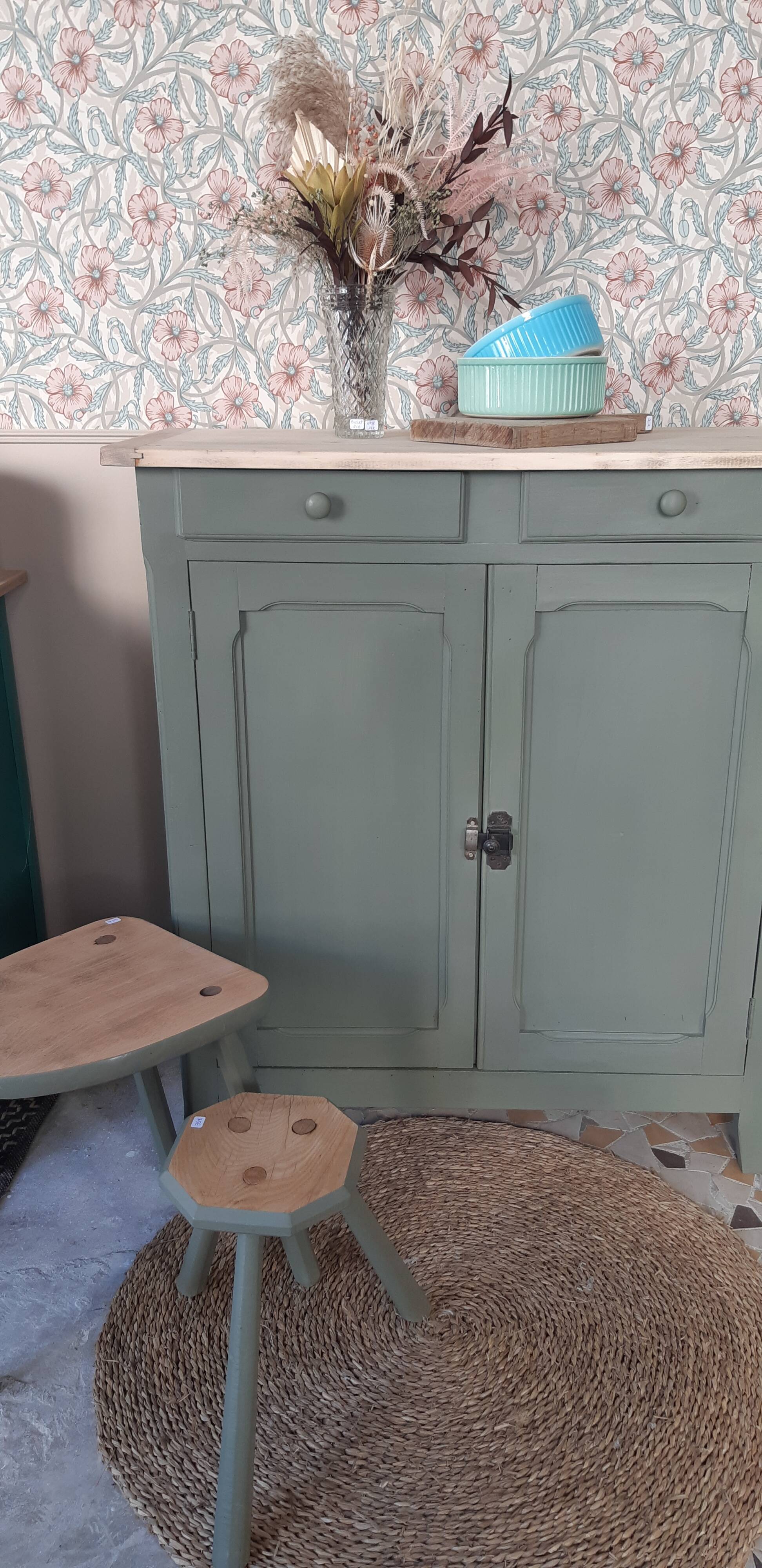 Parisian buffet patinated khaki