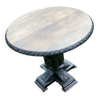 Baroque pedestal table