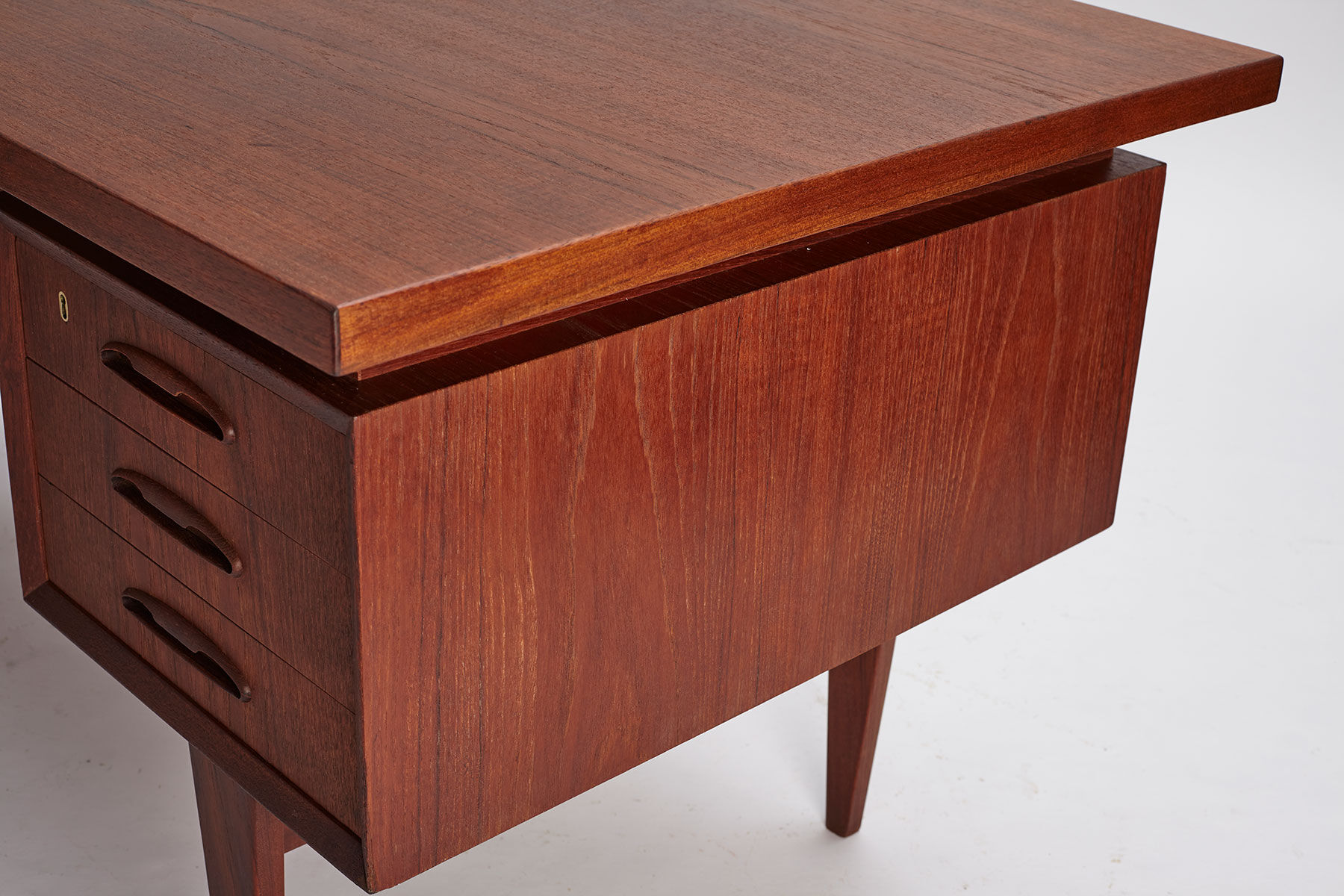 Bureau en teck du milieu du siècle, Danemark années 1960