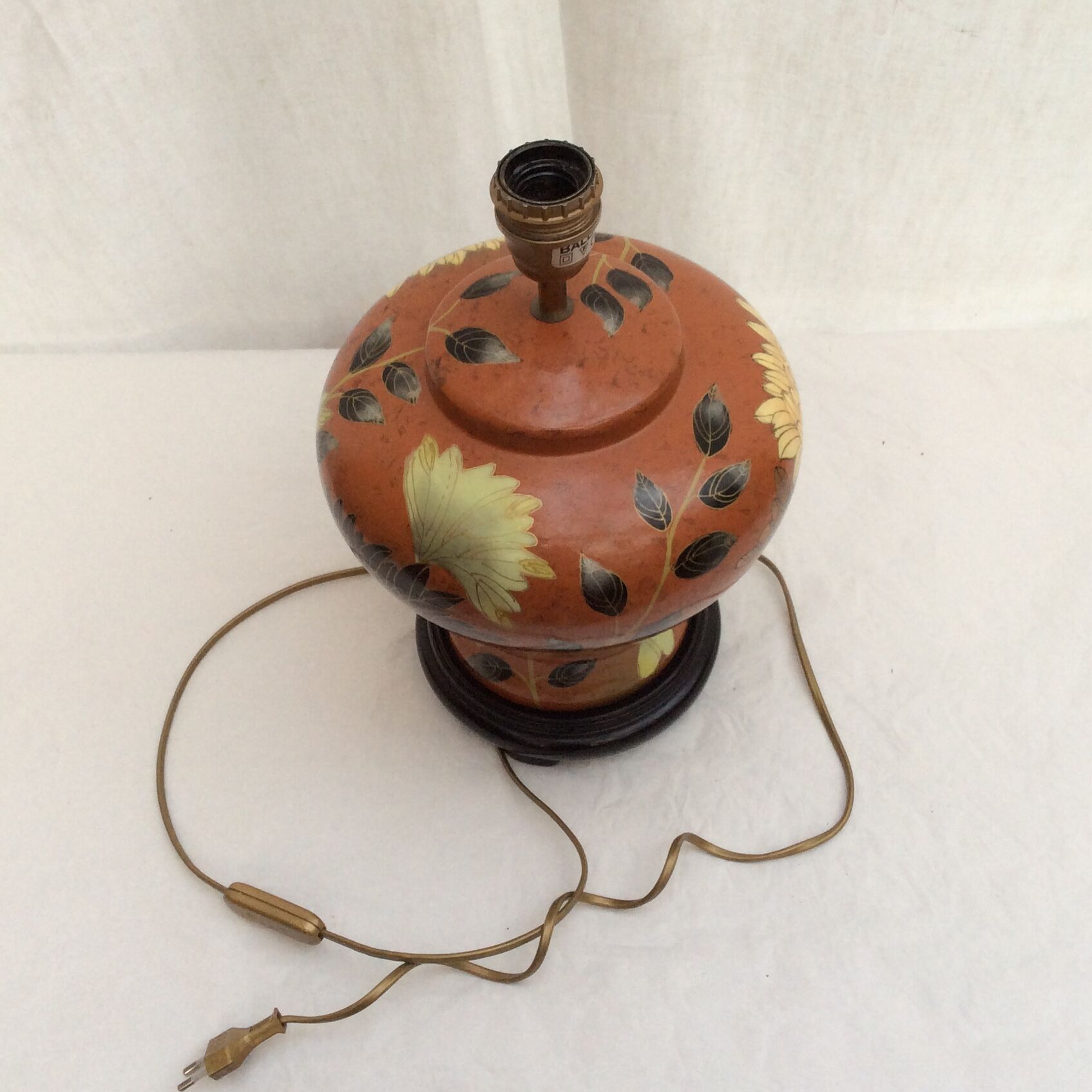 Ceramic table lamp with lampshade contemporary French manufacture dimension: H-60xD25cm-