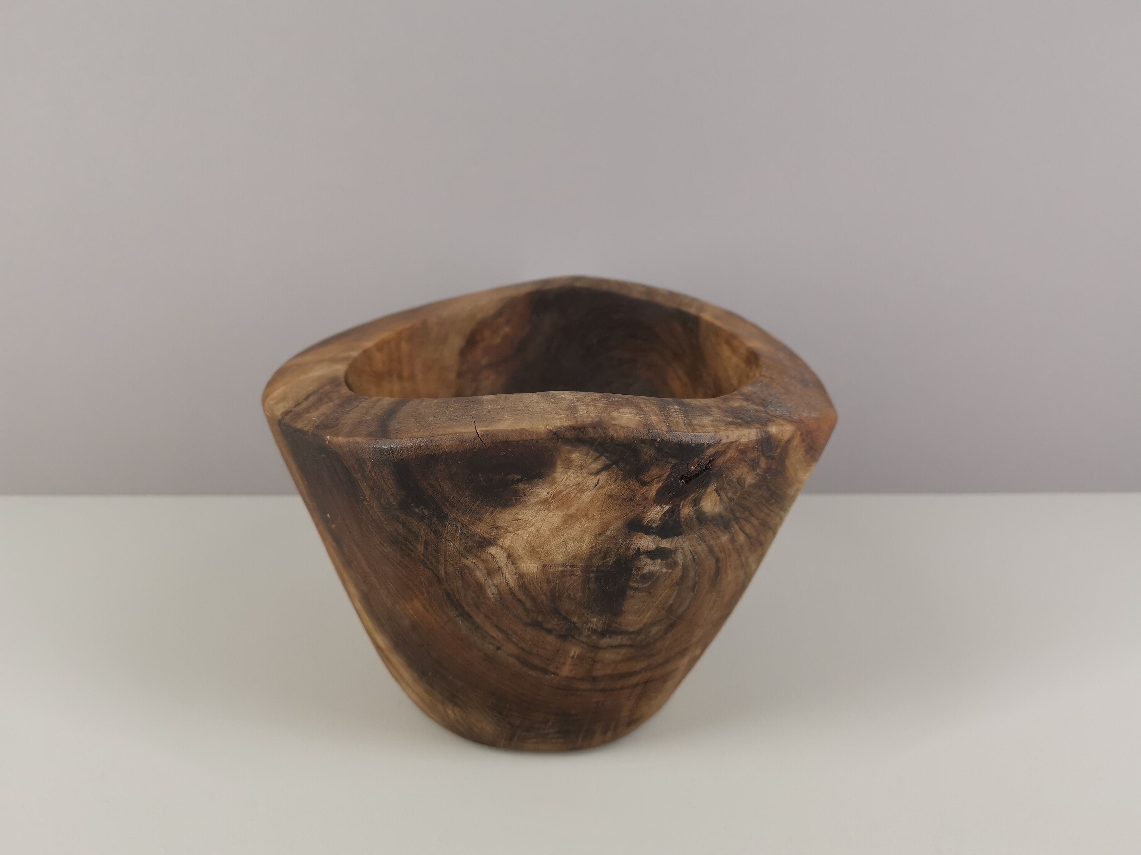 Cut or pocket empty in olive wood / 60s / Mid-Century / Wabi-sabi decoration