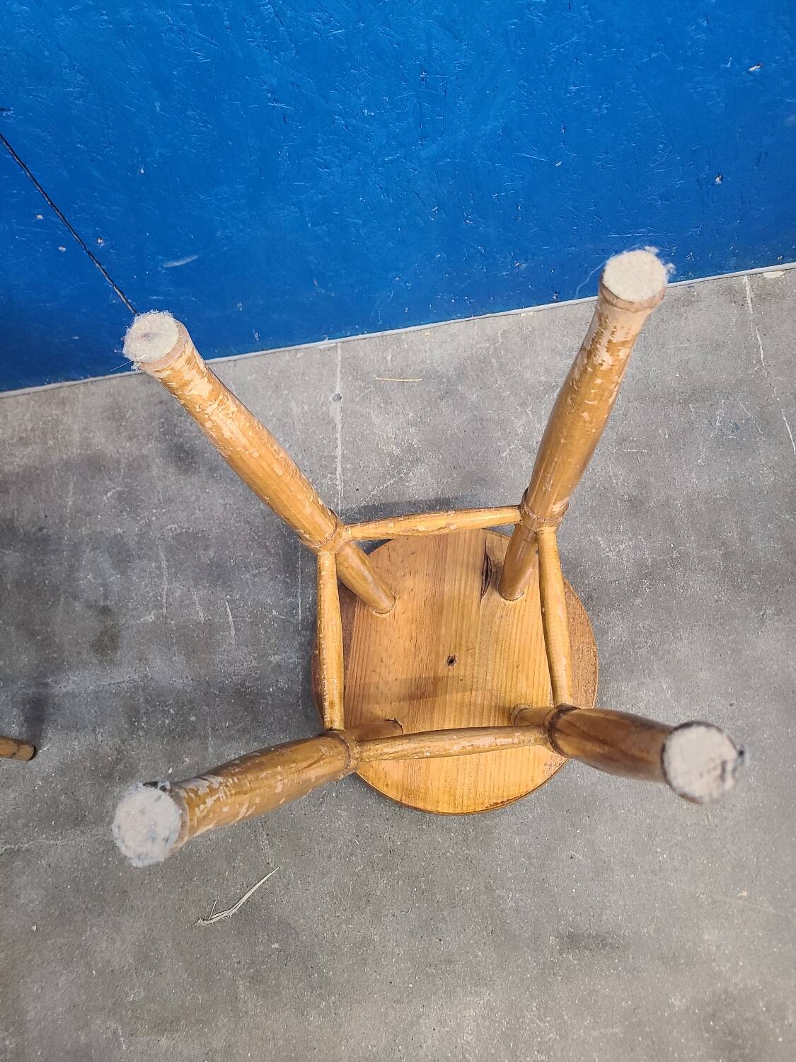 Tabouret bois massif vintage