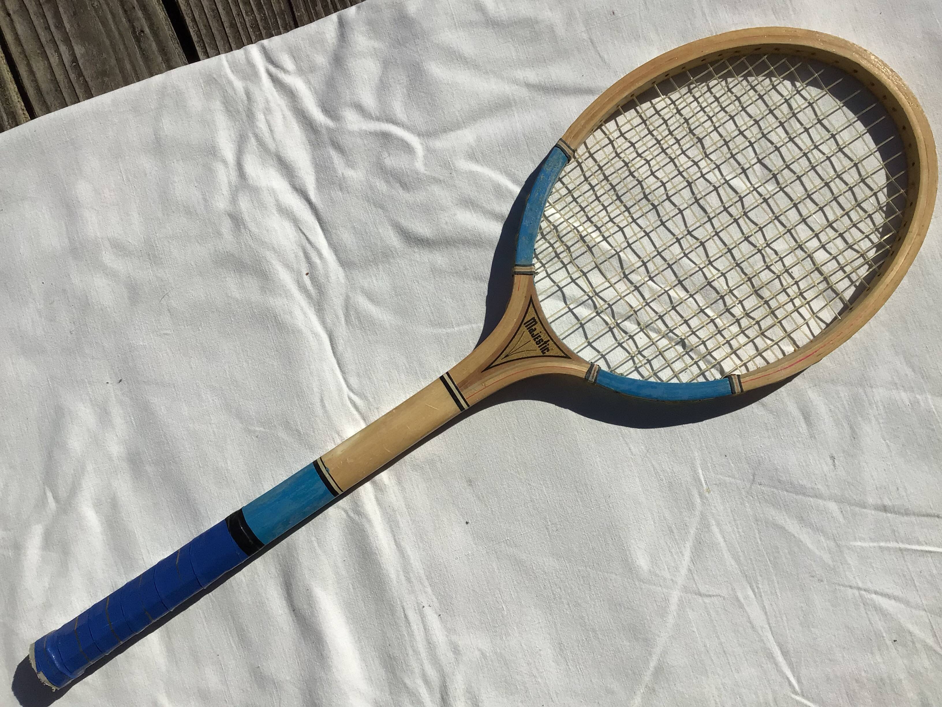 Raquette de tennis Majestic bleue