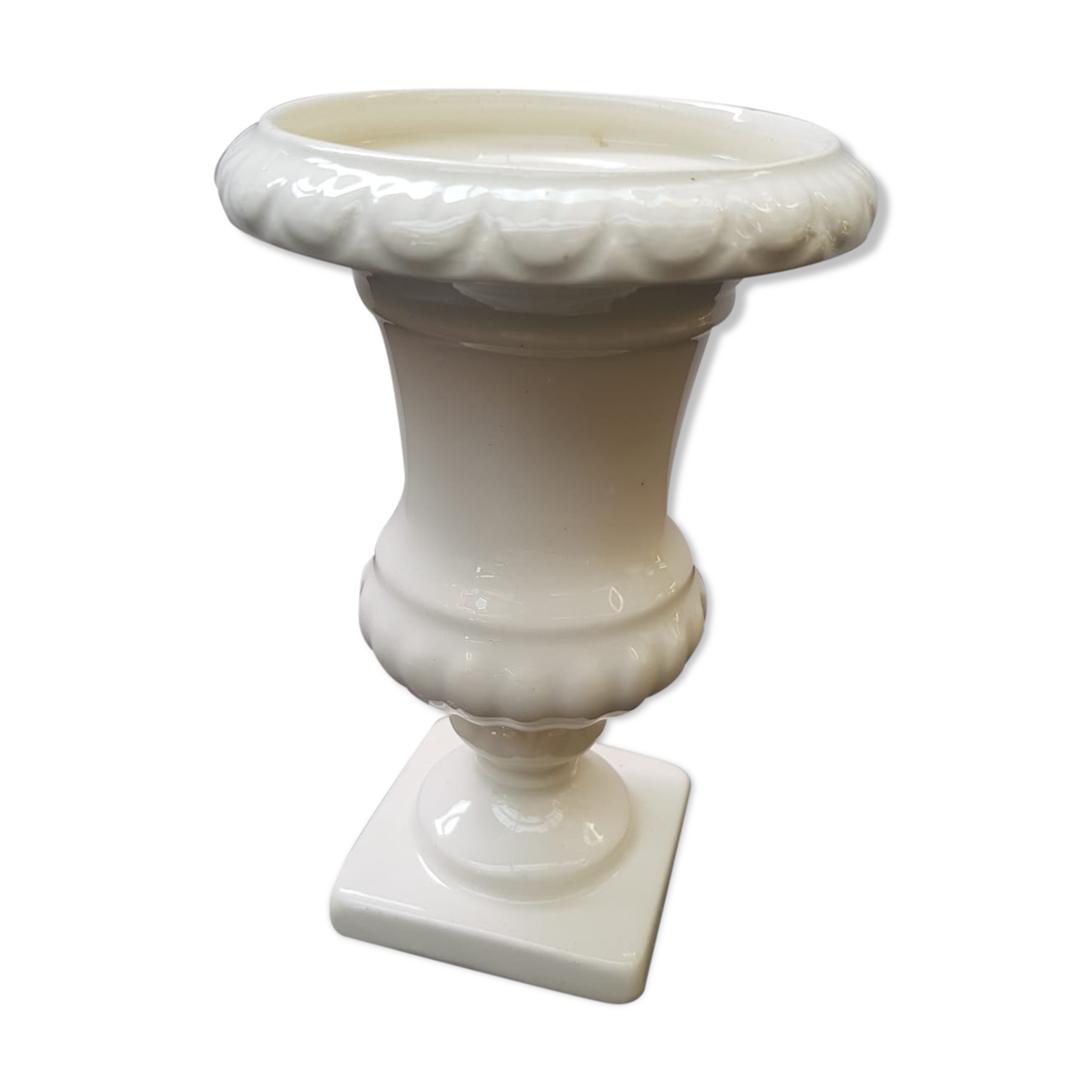 Old vase gien medici form ceramic white vintage