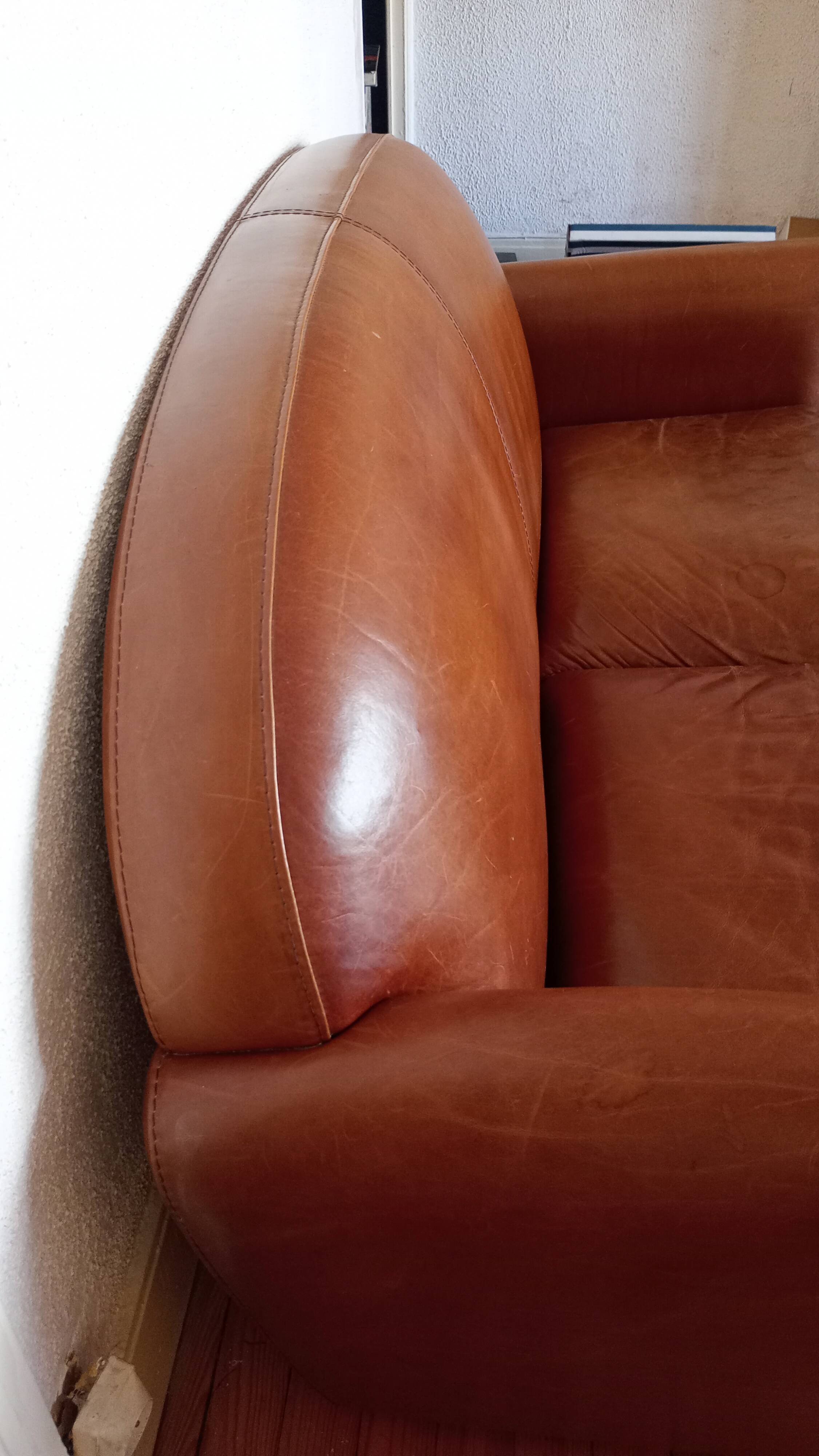 Duvivier leather club sofa