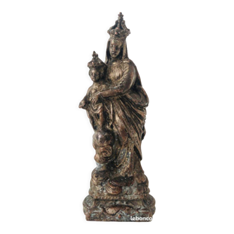 Virgin and Child sculpture