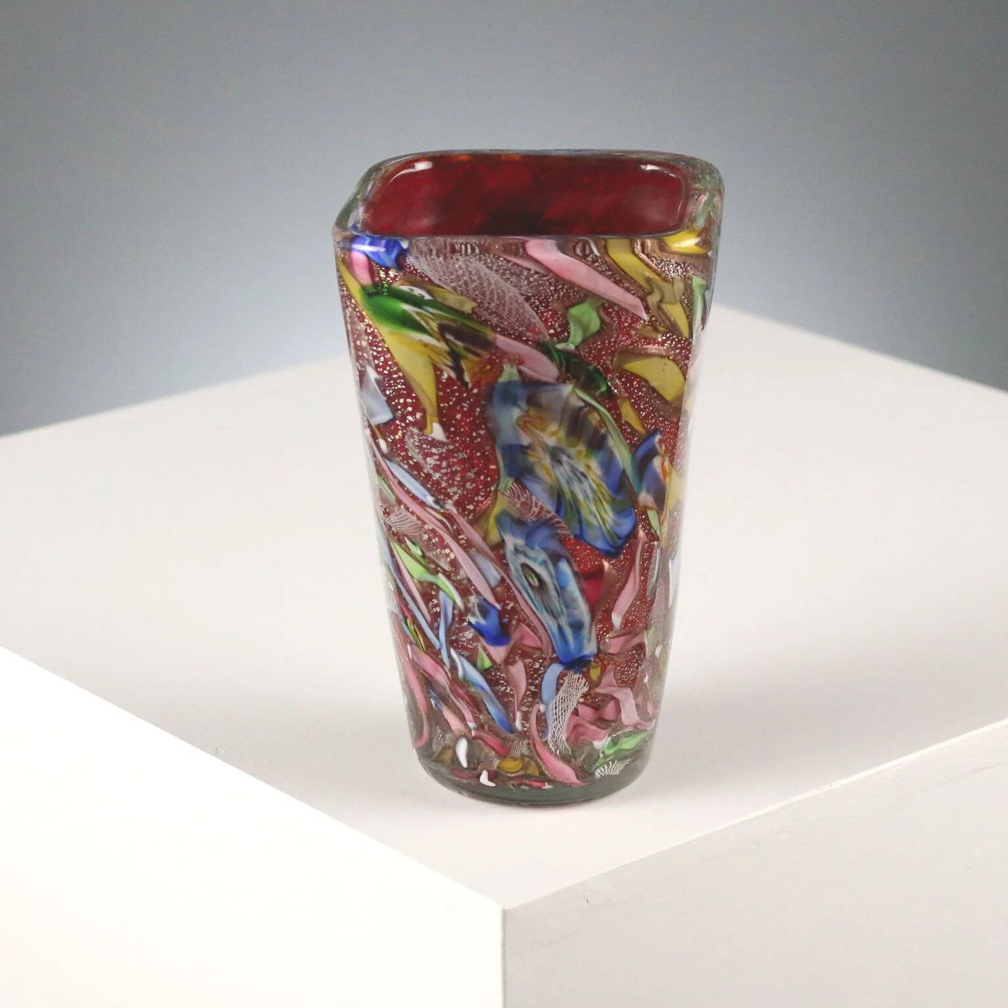 Vintage Murano glass vase, made in Italy, 20th century.