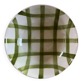 shallow dish Moulin des Loups with green checks
