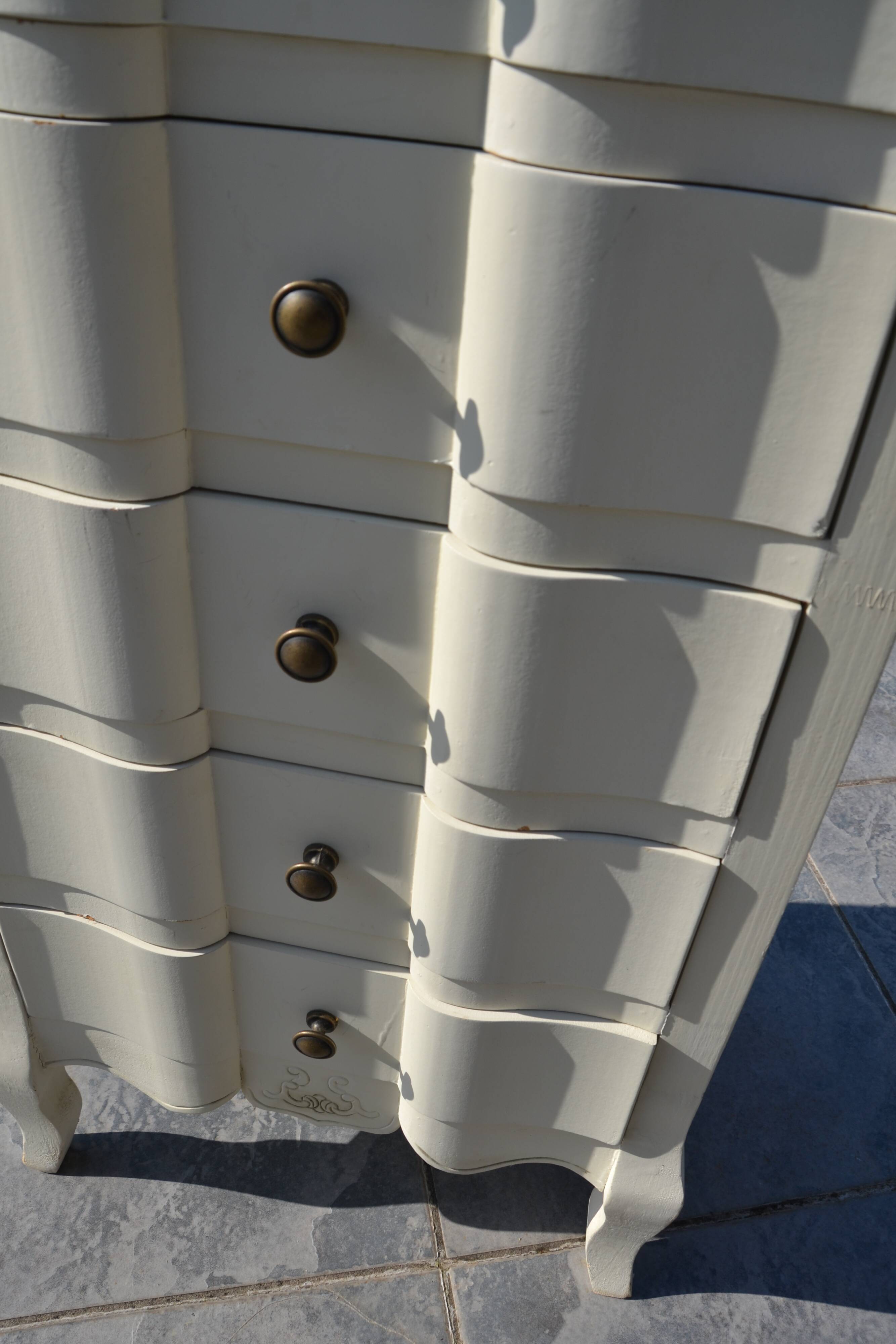 High weekly cabinet with 6 drawers in painted wood