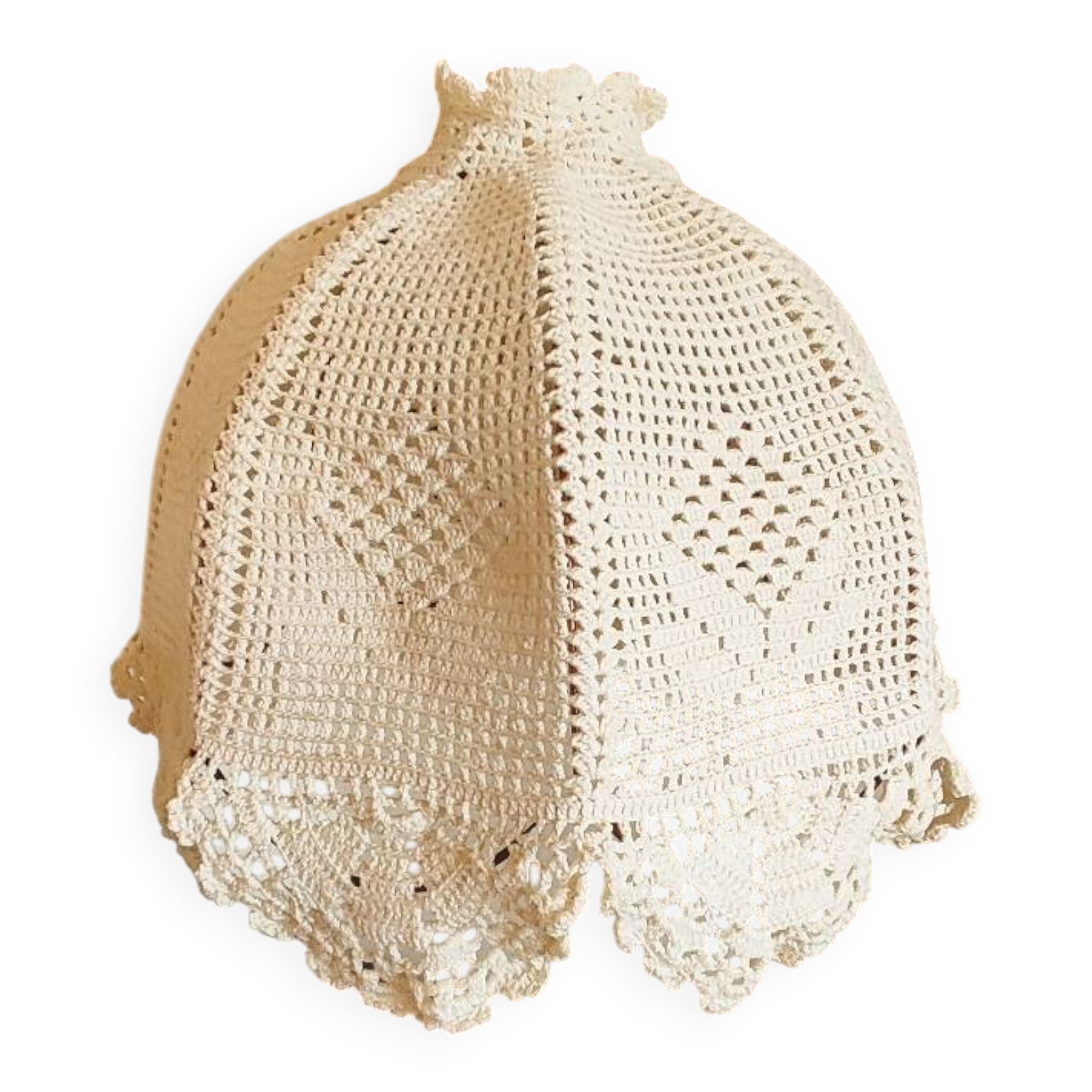 Beige crochet vintage suspension