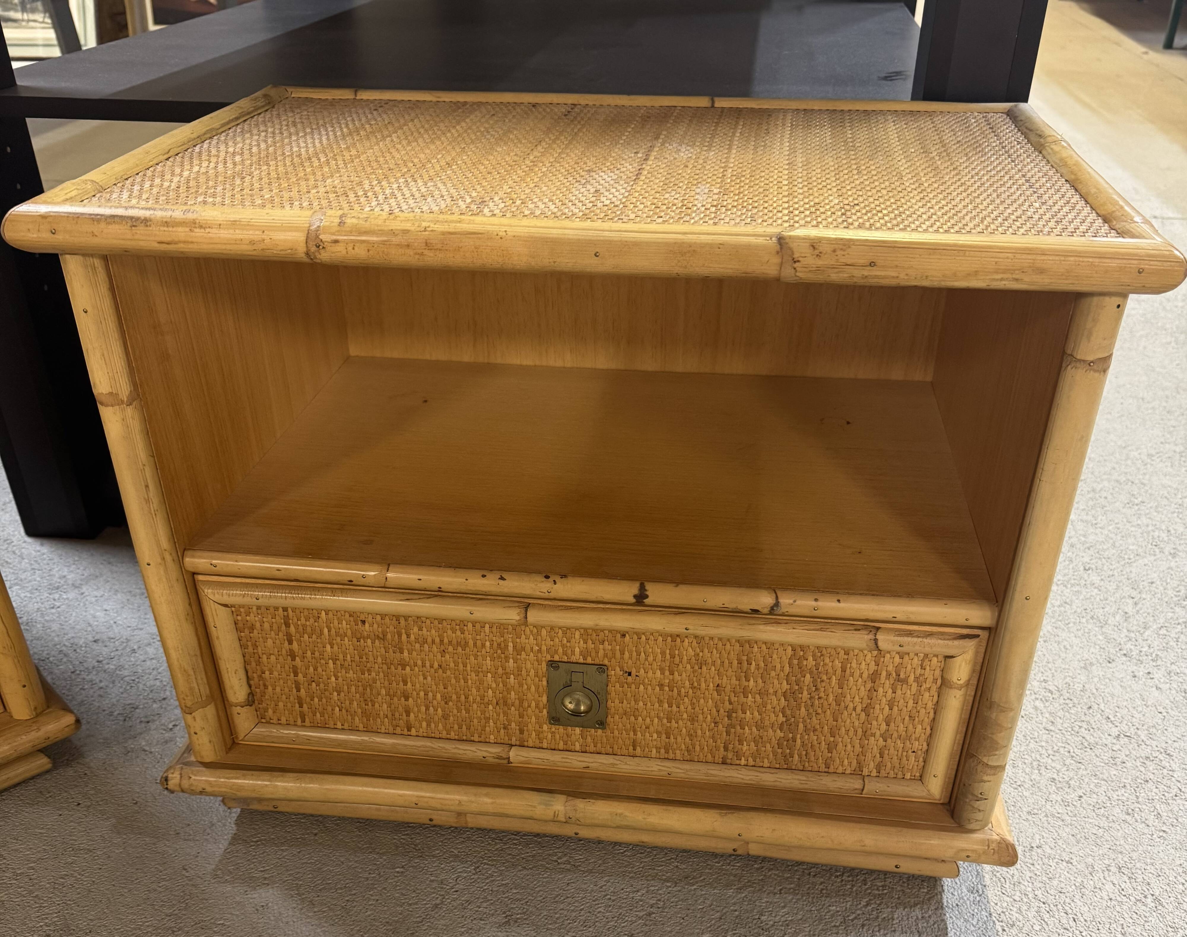 Table de chevet dal Vera