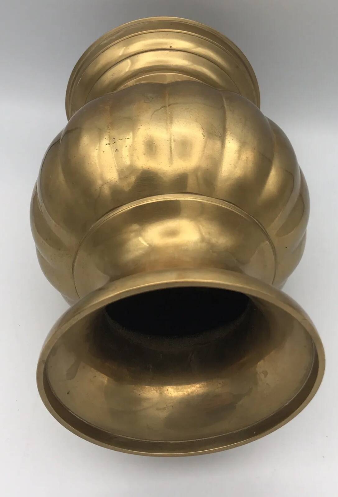 Vintage ball shape vase with godron in brass