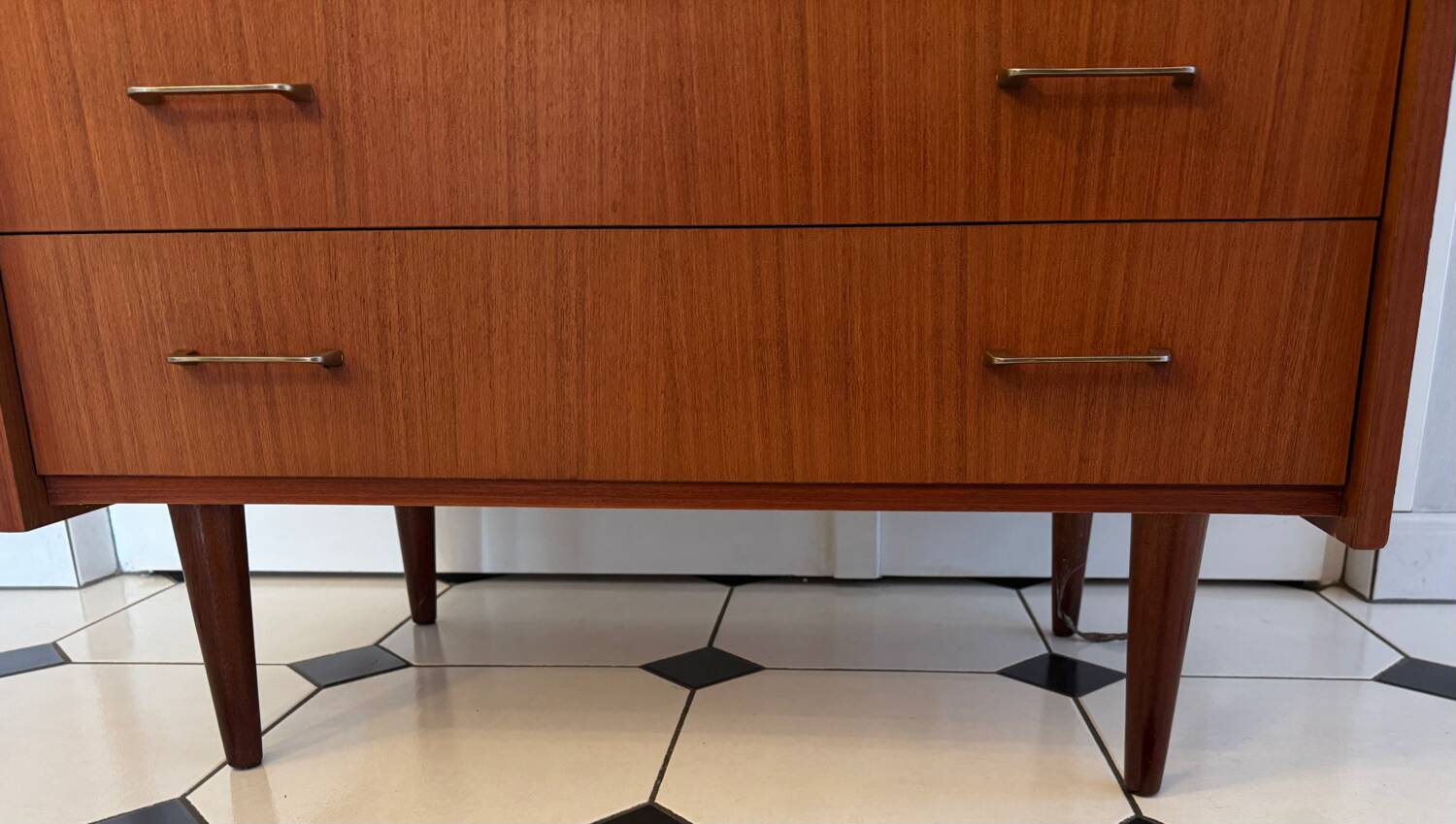 Vintage Scandinavian chest of drawers