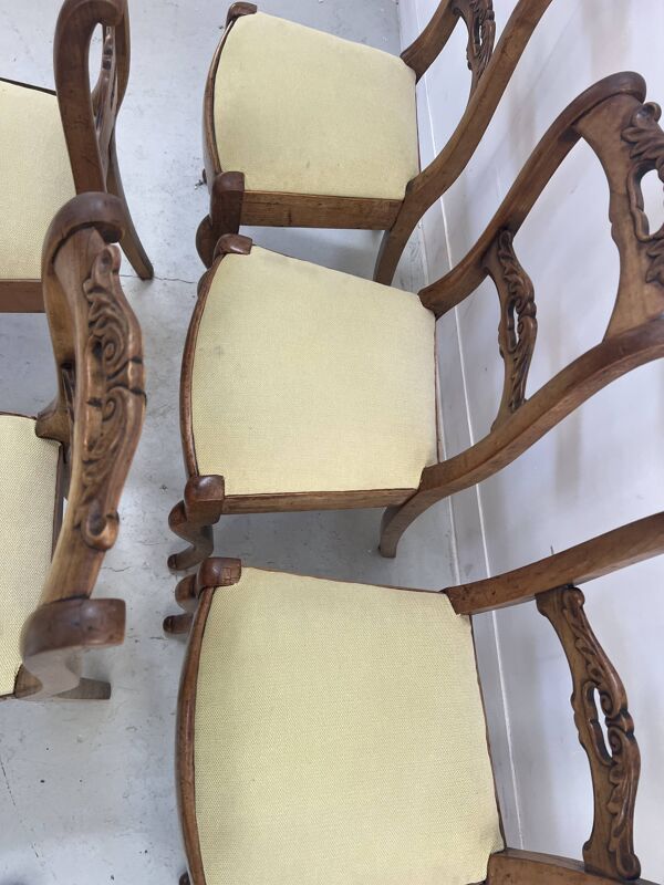 Suite de six chaises de style Louis Philippe en merisier XIX siècle