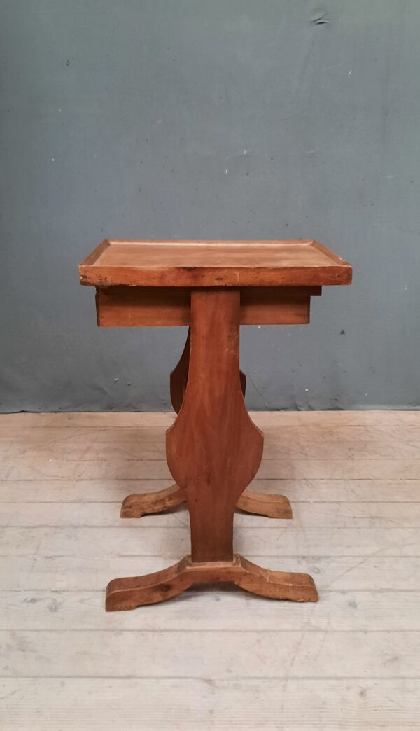 Table d'appoint en merisier