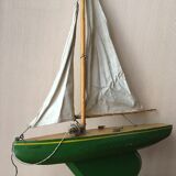 Voilier en bois
