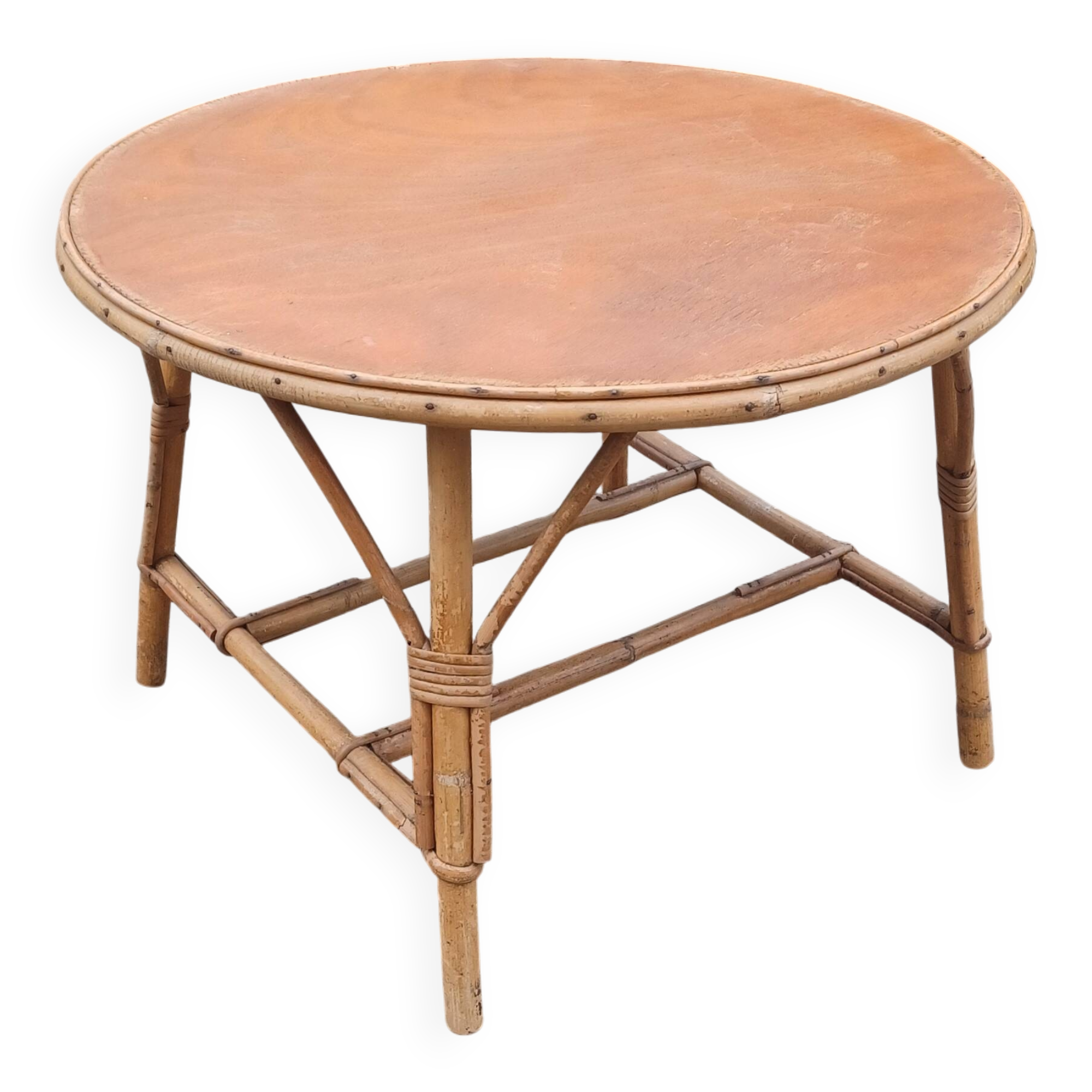 Vintage coffee table in bamboo and rattan.