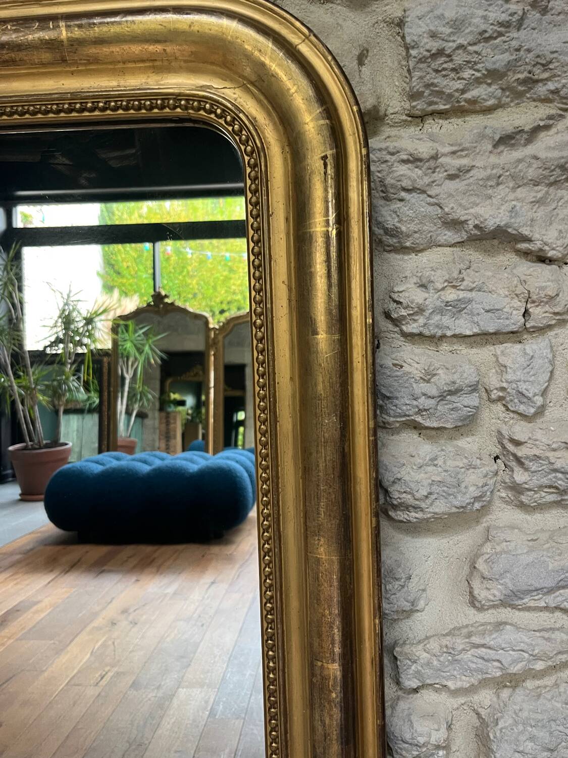 Louis-Philippe mirror gilded with gold leaf, 110.5cm/86cm trumeau