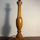 Pied de lampe en bois massif