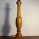 Pied de lampe en bois massif
