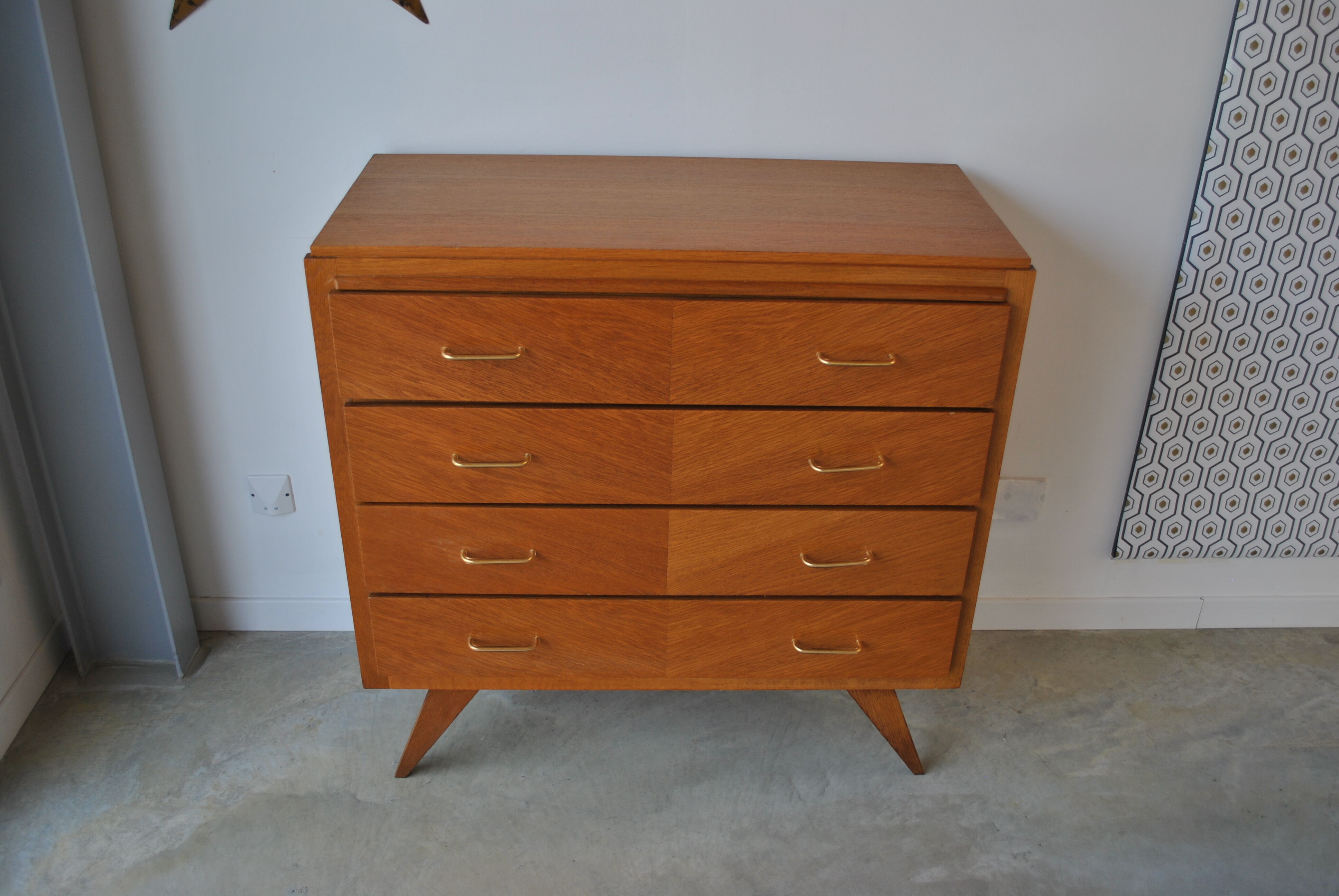 Chest of drawers vintage feet compass 1970