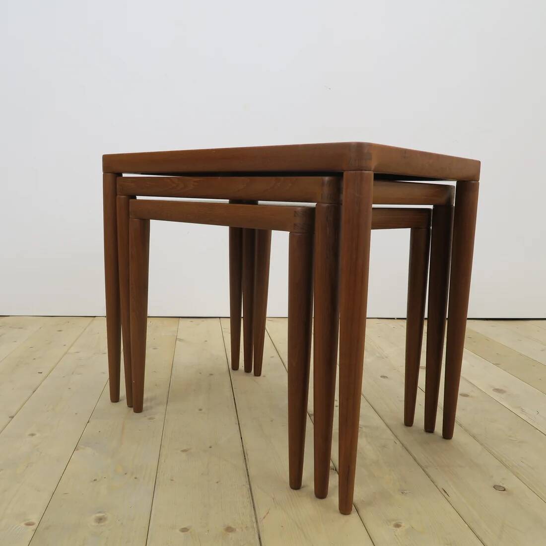 Nest of teak tables – H.W. Klein for Bramin, Denmark 1960 | Mid-Century
