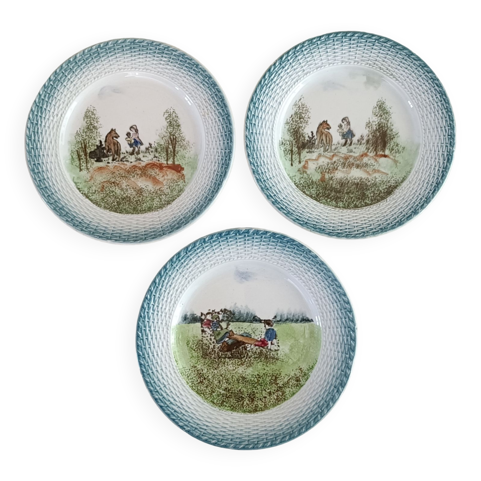 3 plates Saint Amand child scene