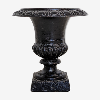 Medici style cast iron garden basin, circa 1890