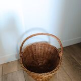 Large round vintage wicker basket