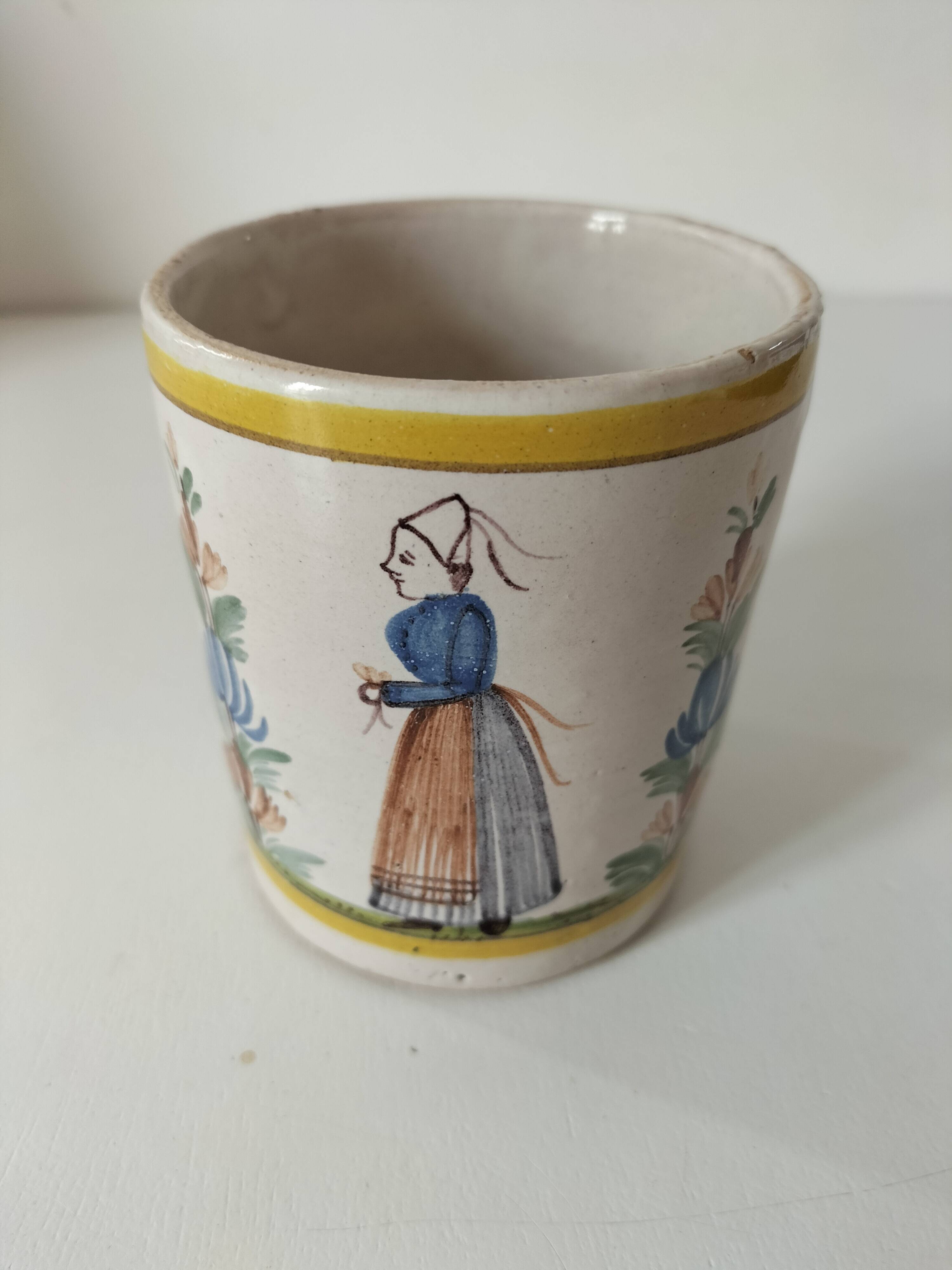 Antique Quimper Henriot jug-cup peasant style circa 1900.