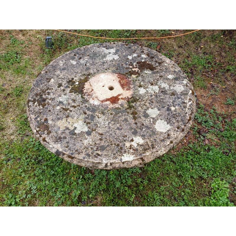 Table de jardin en ciment féraillé des années 60