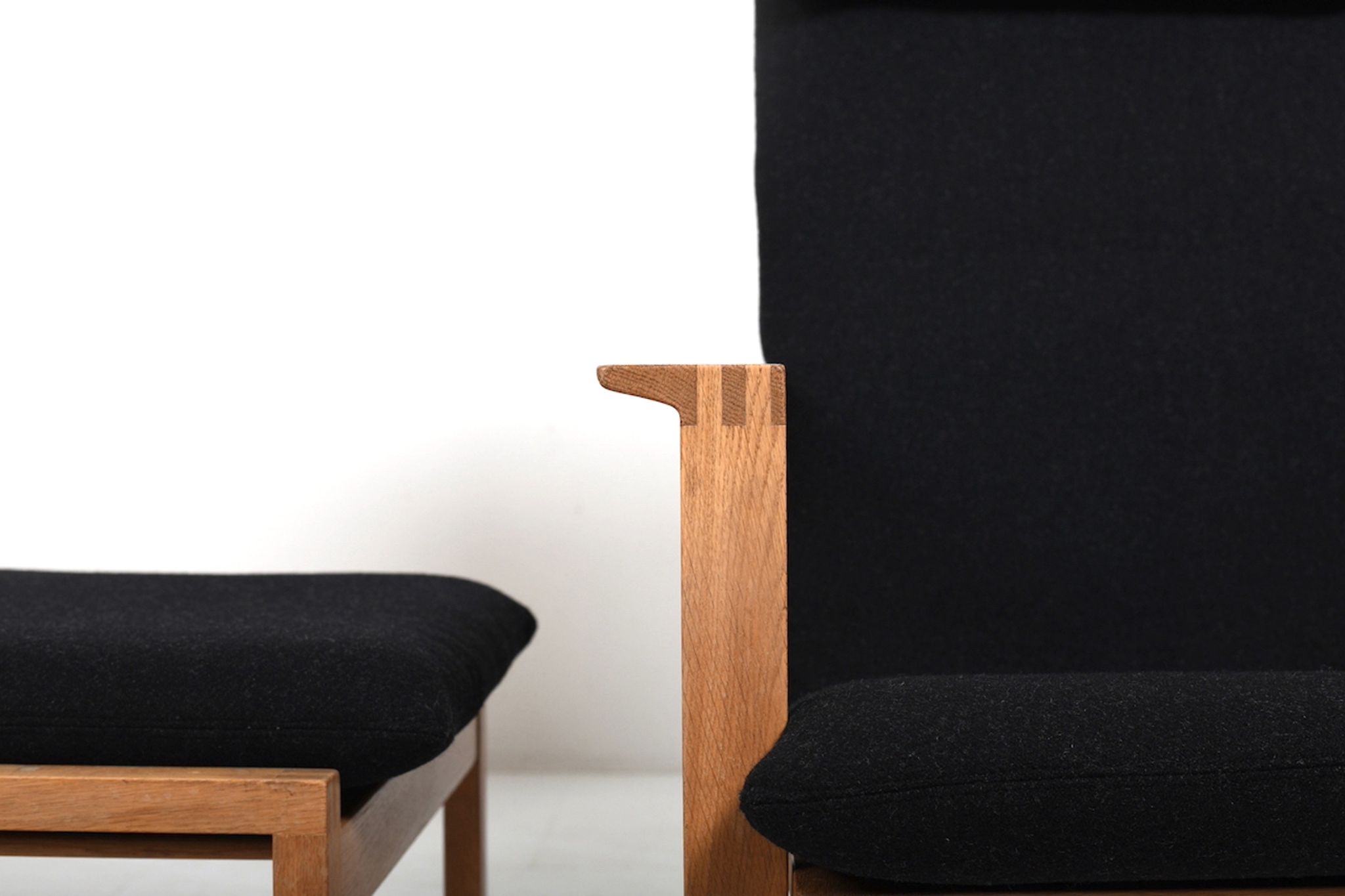 Børge Mogensen Sled Chairs BM-2254 and Stool 1960s