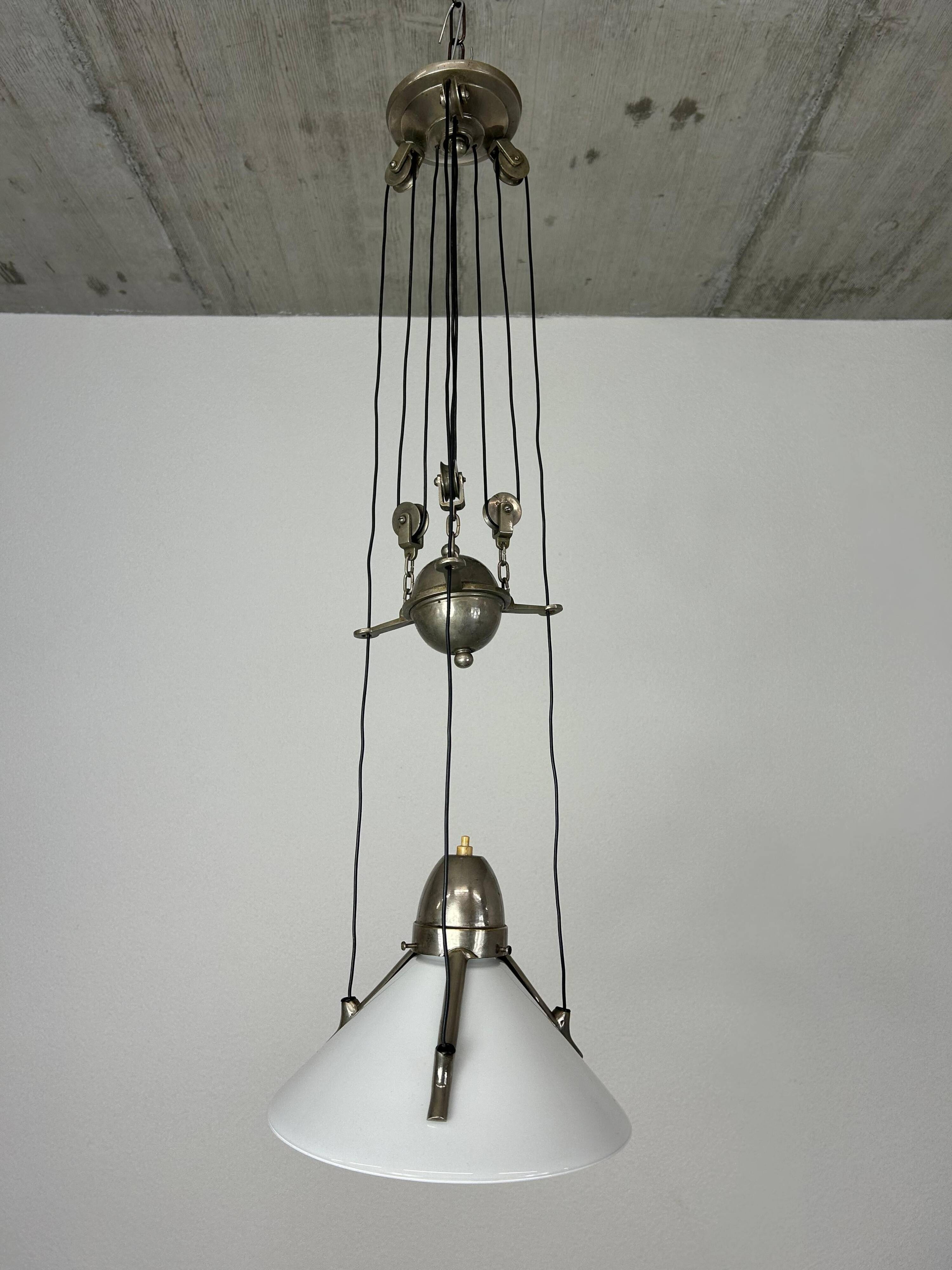 Lampe suspendue réglable art déco