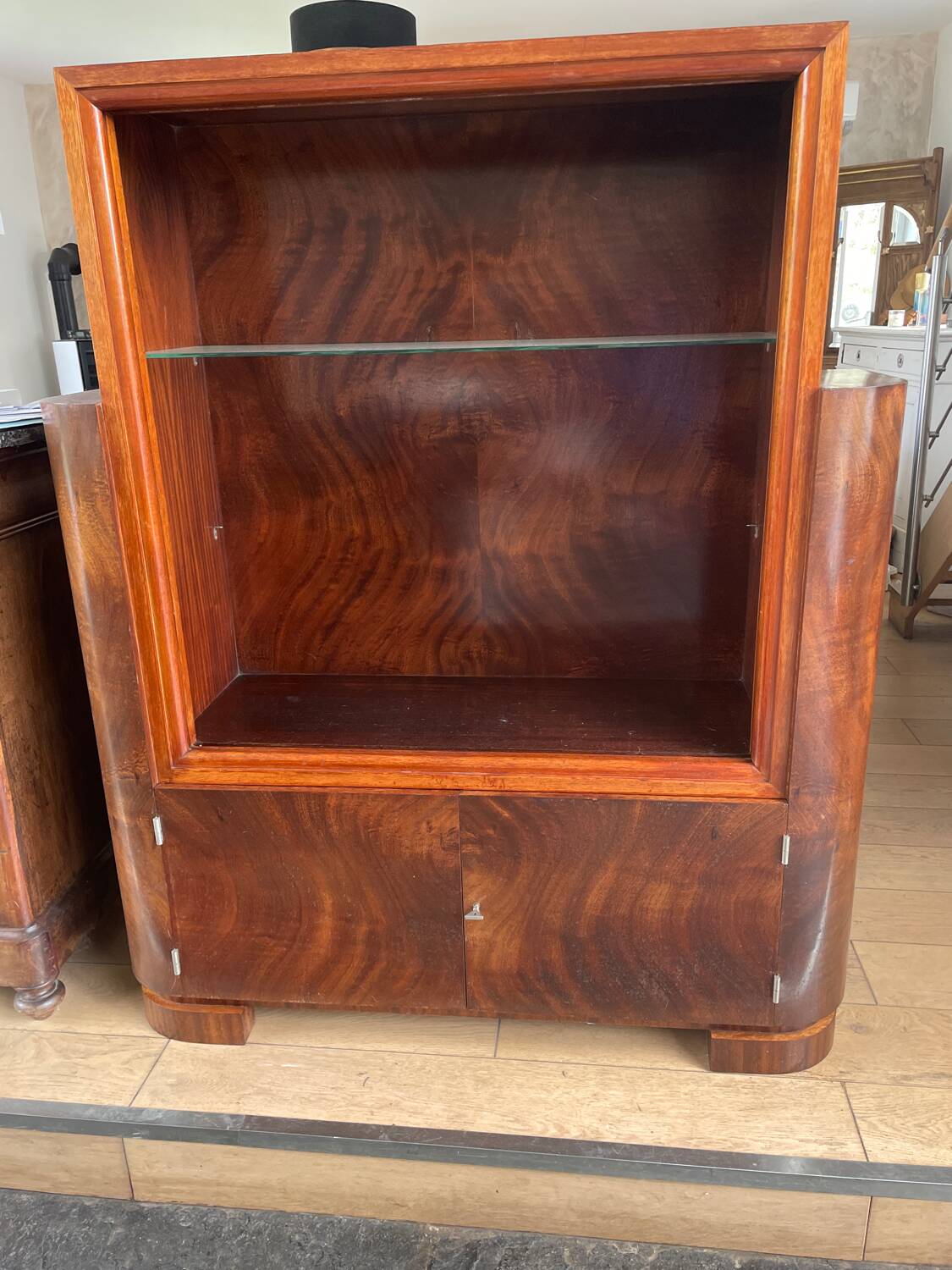 Art Deco sideboard in burl wood