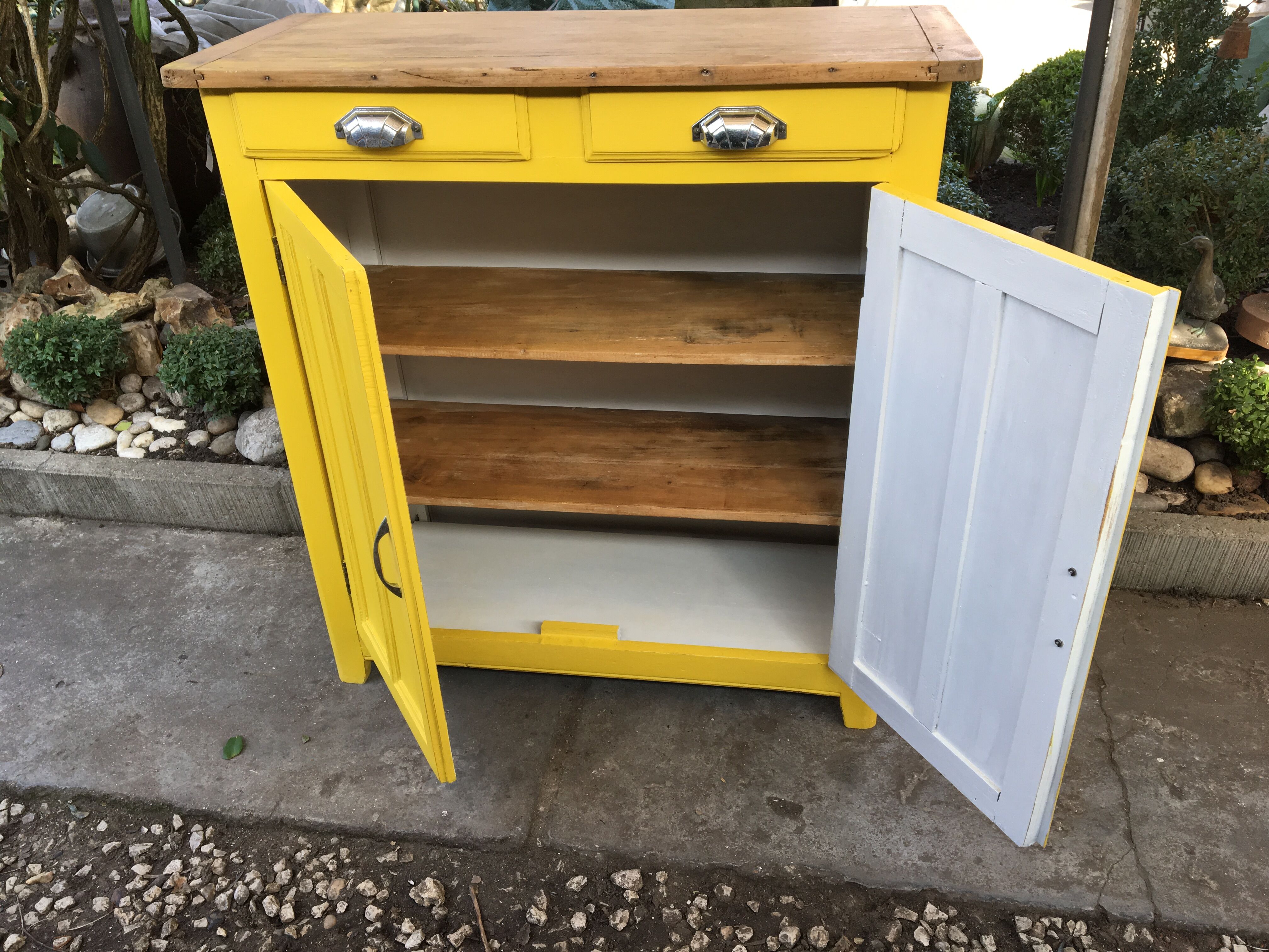 Former parisian buffet