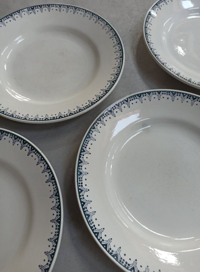 Plates in Amandinoise Saint-Amand earthenware
