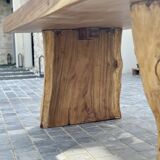 Dining room table