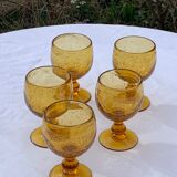 5 wine glasses in blown glass and vintage golden yellow bubble
