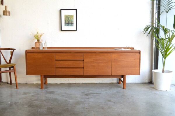 Enfilade par White & Newton incurvée * 208 cm