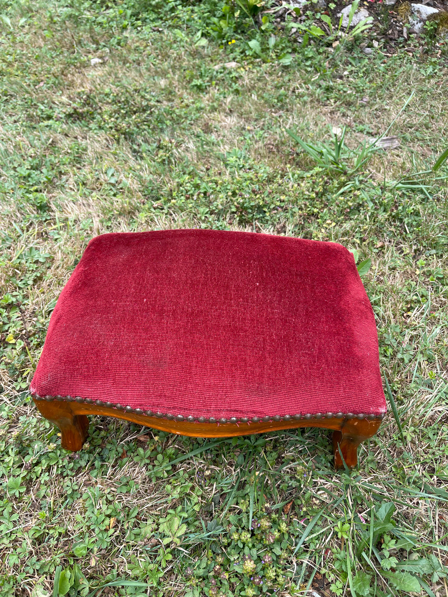 Repose-pieds ancien en bois