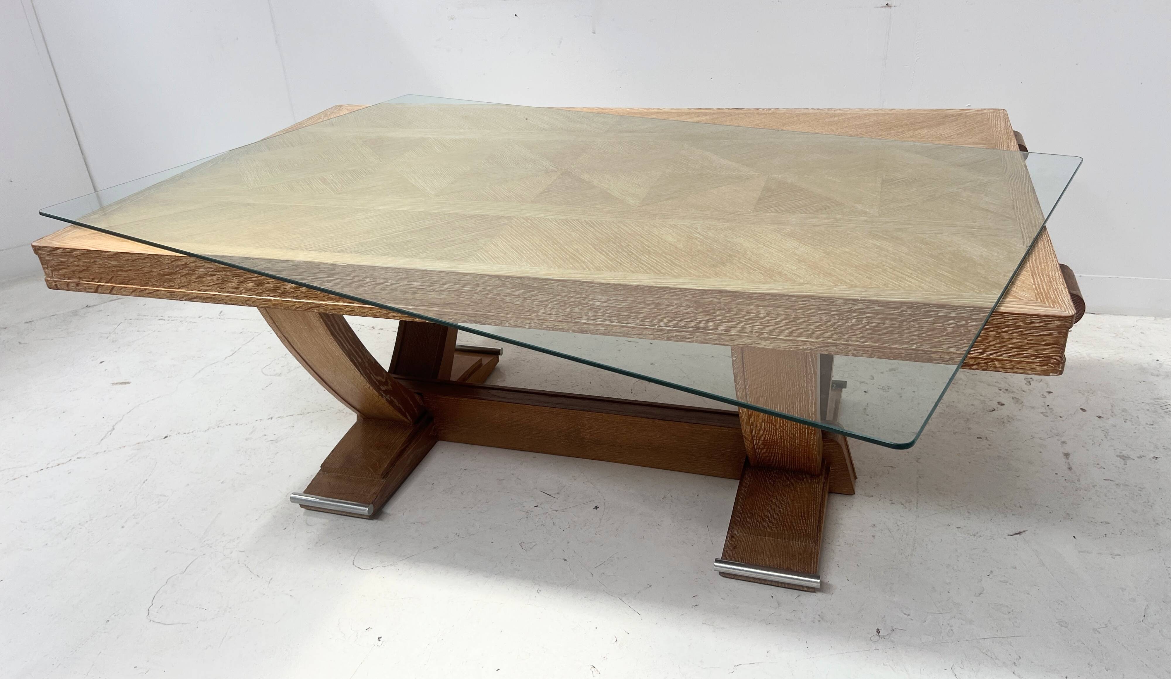 Table bureau Art Déco en chêne cérusé du XX siècle