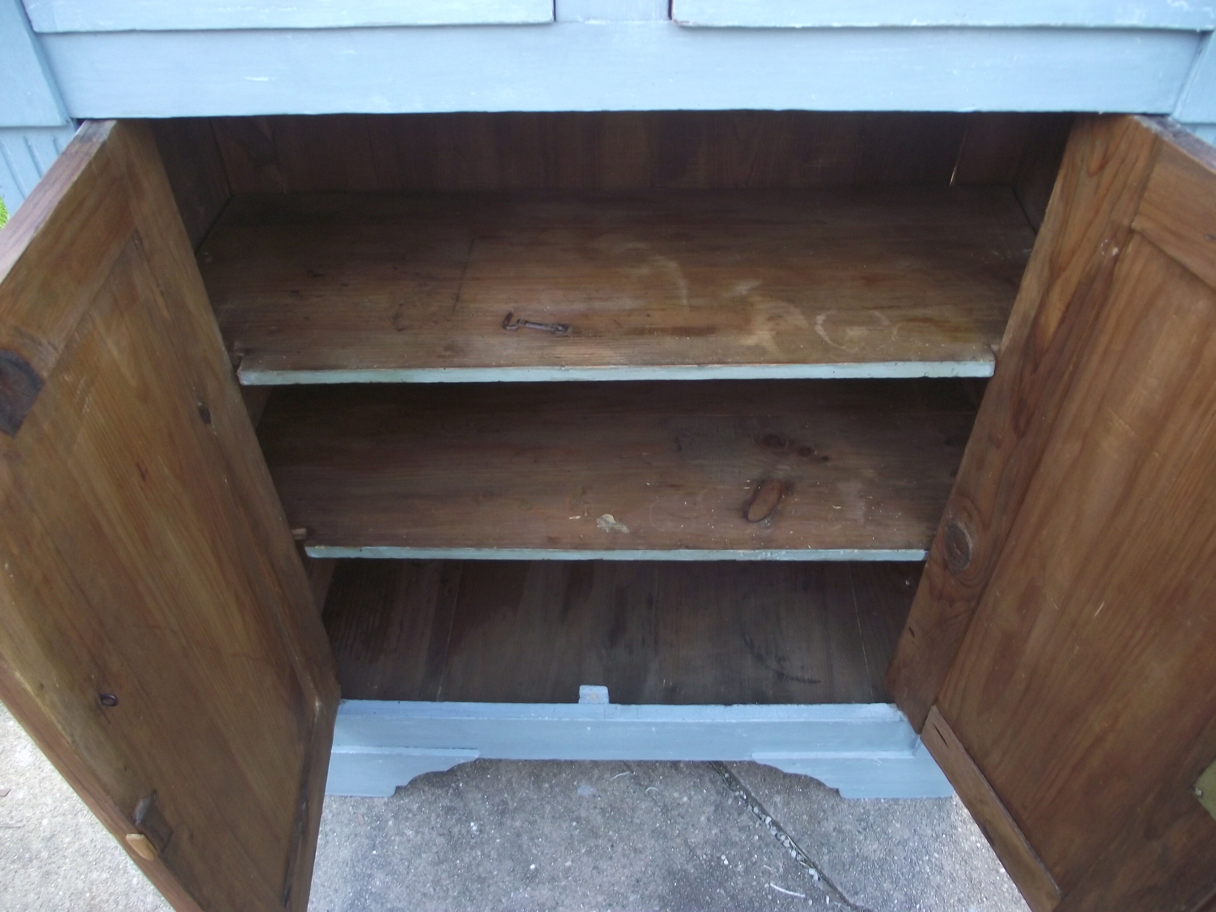 Blue-grey skated parisian buffet