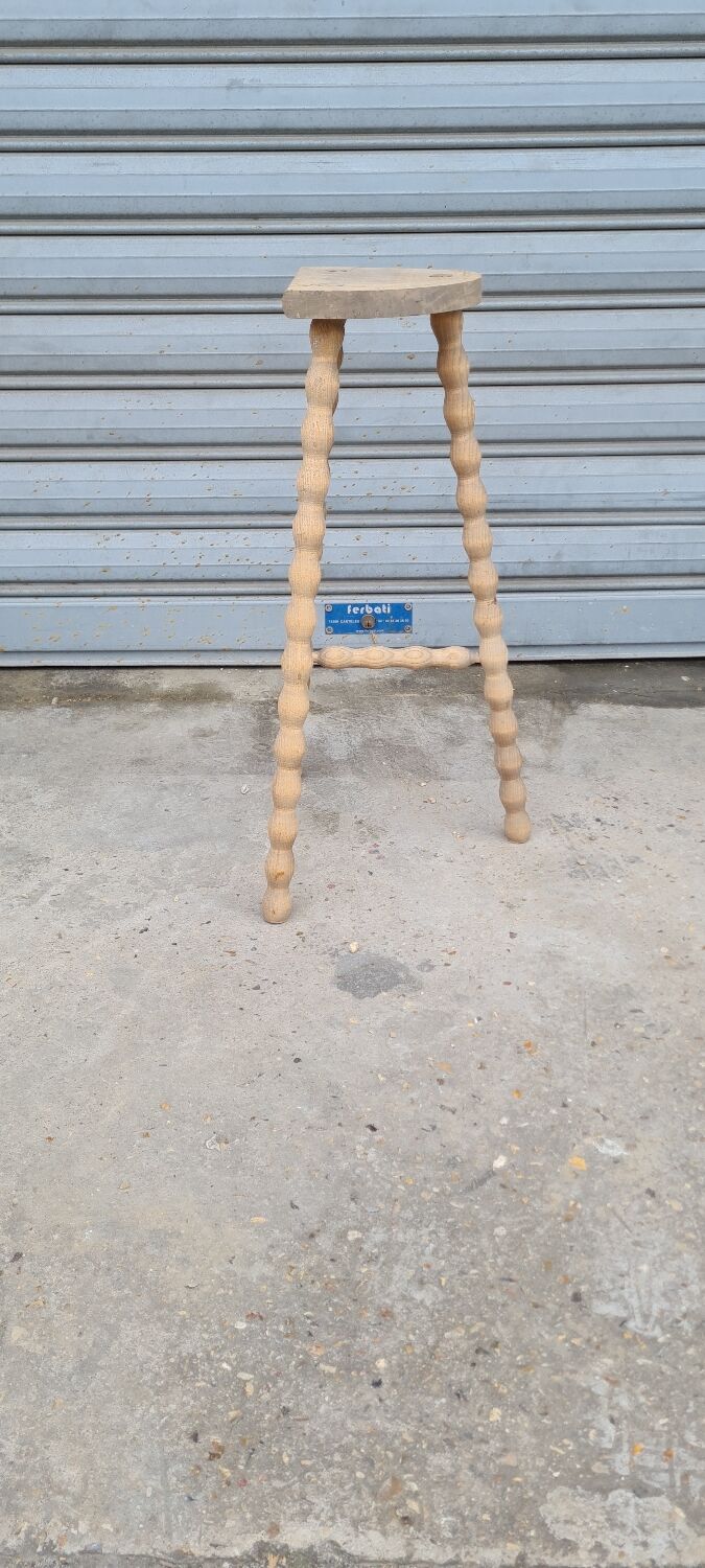 Oak tripod stool