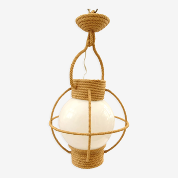 Suspension globe in white opaline and braided rope